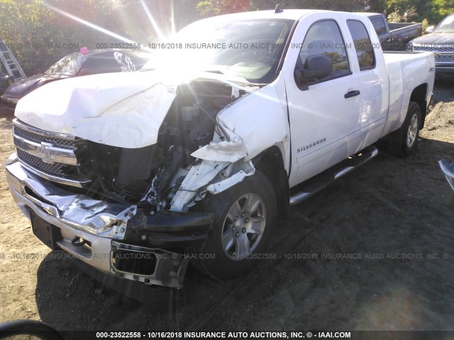 1GCRKSE72CZ346831 - 2012 CHEVROLET SILVERADO K1500 LT WHITE photo 2