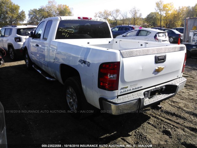 1GCRKSE72CZ346831 - 2012 CHEVROLET SILVERADO K1500 LT WHITE photo 3