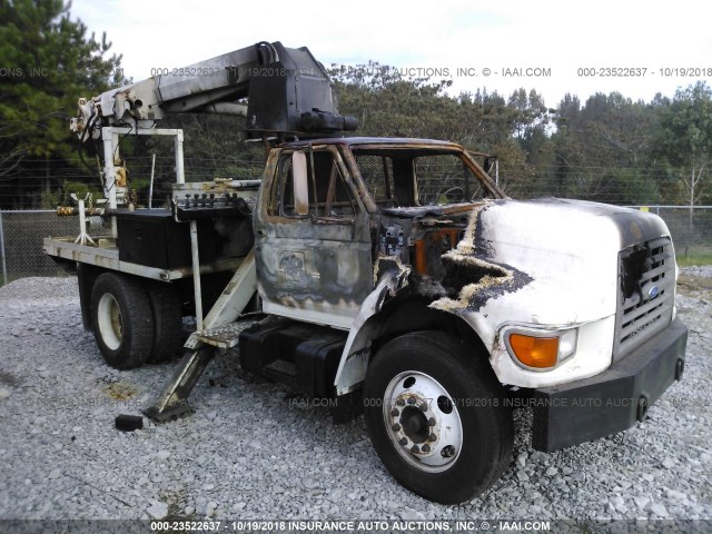 1FDPF80C4SVA67157 - 1995 FORD F800 WHITE photo 1