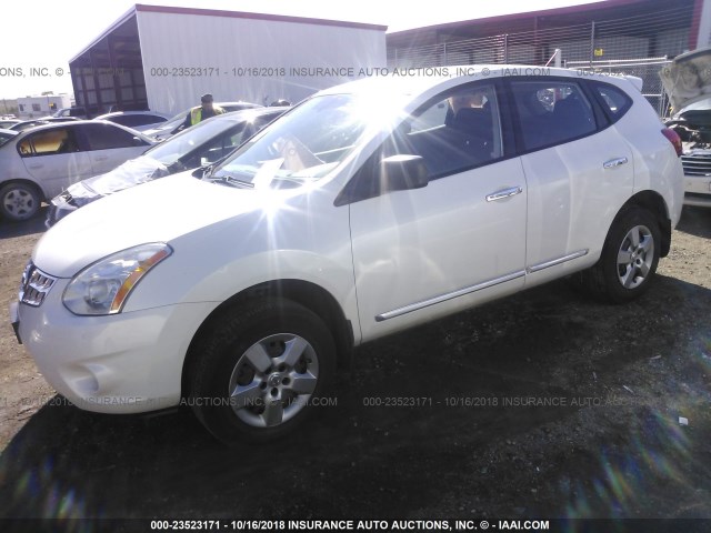 JN8AS5MV5DW115427 - 2013 NISSAN ROGUE S/SV WHITE photo 2