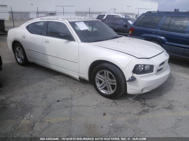 2B3KA43R26H304573 - 2006 DODGE CHARGER SE/SXT WHITE photo 1