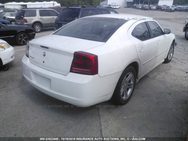 2B3KA43R26H304573 - 2006 DODGE CHARGER SE/SXT WHITE photo 4