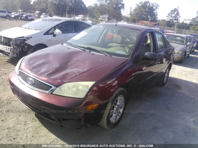 1FAFP34NX7W132192 - 2007 FORD FOCUS ZX4/S/SE/SES BURGUNDY photo 2