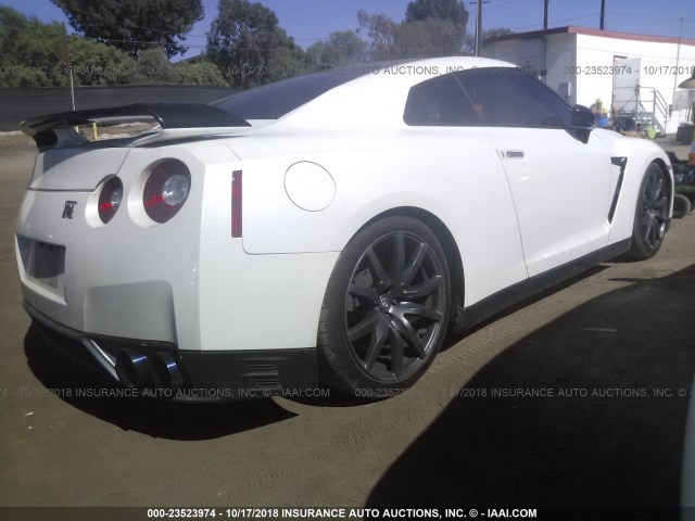 JN1AR5EF5EM270851 - 2014 NISSAN GT-R PREMIUM/BLACK WHITE photo 4