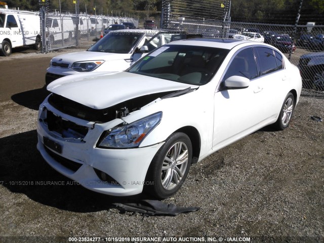 JN1CV6AR8DM358298 - 2013 INFINITI G37 WHITE photo 2