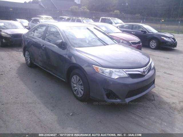 4T1BF1FK7EU431615 - 2014 TOYOTA CAMRY L/SE/LE/XLE Boz foto 1