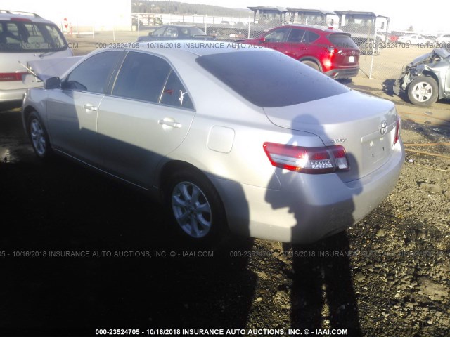 4T4BF3EK3AR047375 - 2010 TOYOTA CAMRY SE/LE/XLE 银色 照片 3