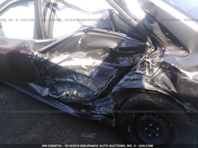 4T1BF1FK5HU372617 - 2017 TOYOTA CAMRY LE/XLE/SE/XSE 灰色 照片 6