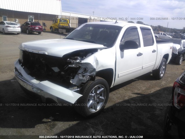 3GTRKVE32AG195260 - 2010 GMC SIERRA K1500 SLE WHITE photo 2