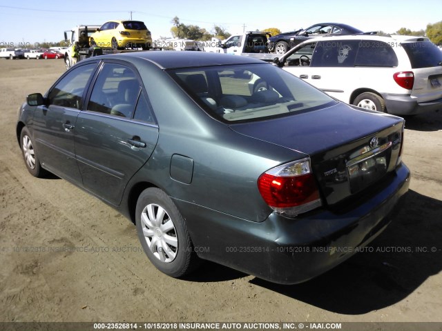 4T1BE32K35U403881 - 2005 TOYOTA CAMRY LE/XLE/SE GREEN photo 3