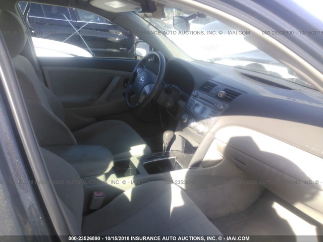 4T1BE46K17U014109 - 2007 TOYOTA CAMRY NEW GENERAT CE/LE/XLE/SE GRAY photo 5