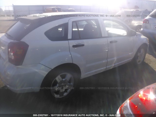 1B3HB48B58D738733 - 2008 DODGE CALIBER SXT WHITE photo 4