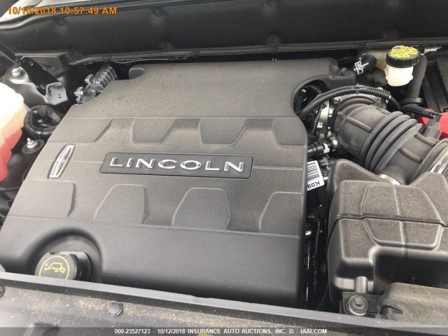 2LMPJ6LR2JBL17982 - 2018 LINCOLN MKX RESERVE Մոխրագույն լուսանկար 16