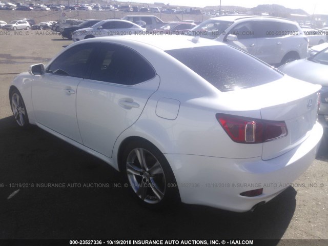 JTHBF5C29C5167397 - 2012 LEXUS IS 250 WHITE photo 3