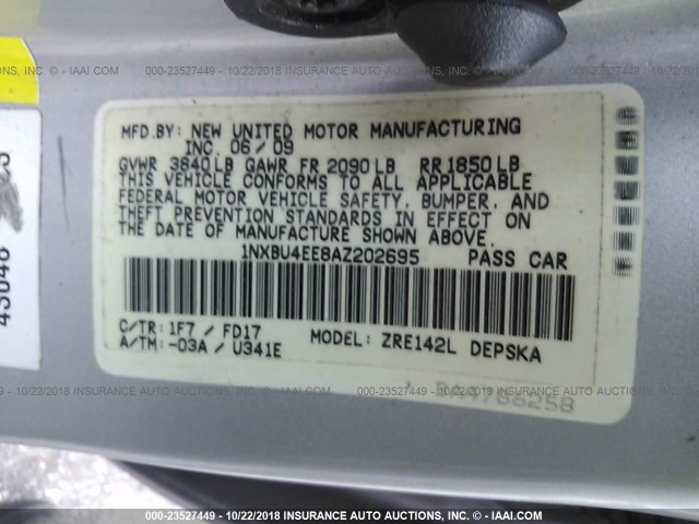 1NXBU4EE8AZ202695 - 2010 TOYOTA COROLLA S/LE/XLE SILVER photo 9