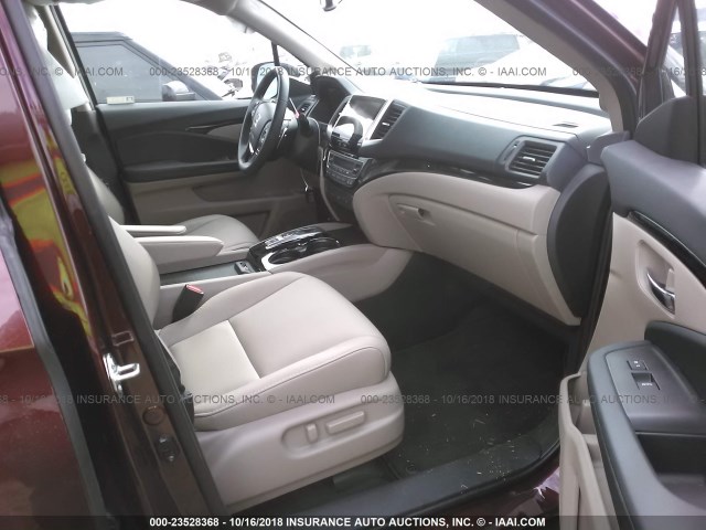 5FNYF5H95JB025948 - 2018 HONDA PILOT TOURING MAROON photo 5