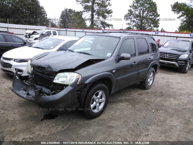 4F2CZ06145KM21962 - 2005 MAZDA TRIBUTE S GRAY photo 2