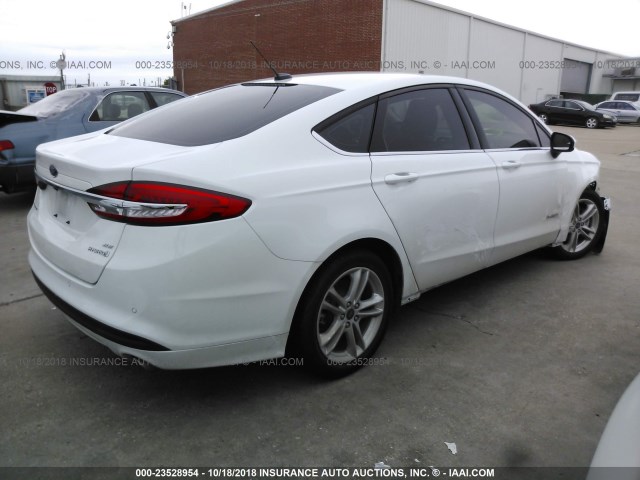 3FA6P0LU5JR114720 - 2018 FORD FUSION SE HYBRID WHITE photo 4