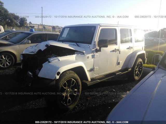 1C4BJWEG0HL676375 - 2017 JEEP WRANGLER UNLIMITE SAHARA WHITE photo 2