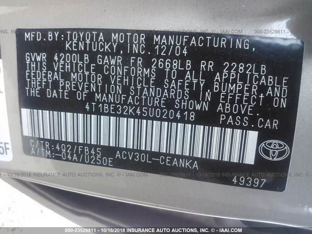 4T1BE32K45U020418 - 2005 TOYOTA CAMRY LE/XLE/SE GOLD photo 9