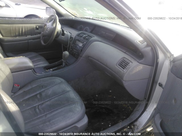 4T1BF28B52U217687 - 2002 TOYOTA AVALON XL/XLS SILVER photo 5