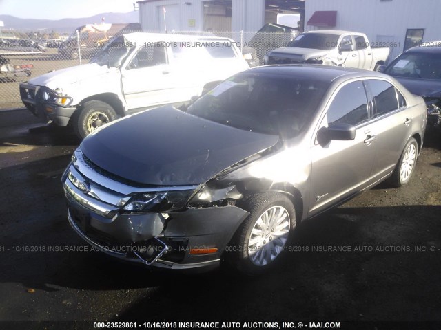 3FADP0L32AR367900 - 2010 FORD FUSION HYBRID GRAY photo 2