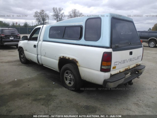 1GCEC14V82Z273680 - 2002 CHEVROLET SILVERADO C1500 WHITE photo 3