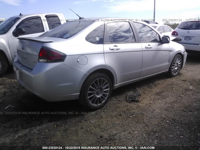 1FAHP3GNXAW114612 - 2010 FORD FOCUS SES SILVER photo 4