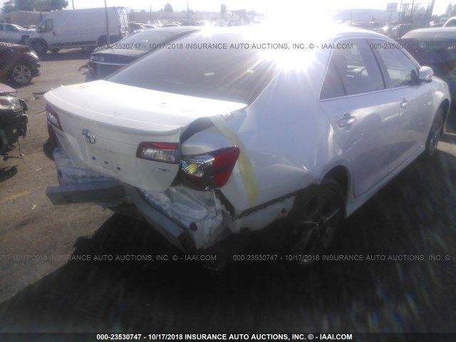 4T1BF1FK8EU449055 - 2014 TOYOTA CAMRY L/SE/LE/XLE Ağ foto 4