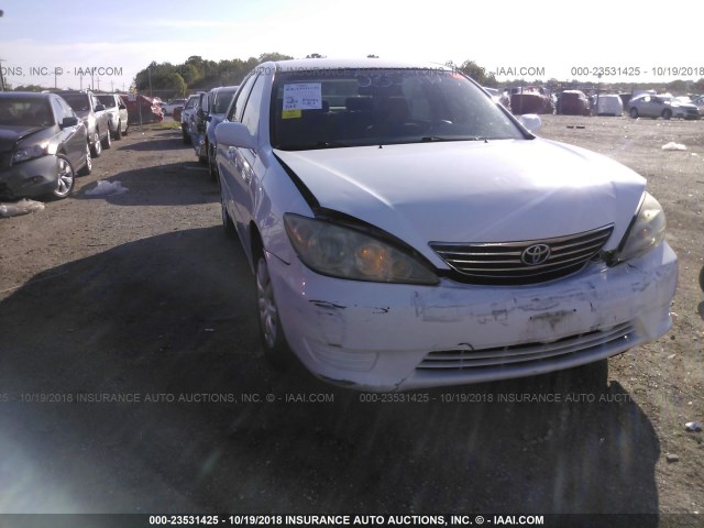 4T1BE32K26U667174 - 2006 TOYOTA CAMRY LE/XLE/SE WHITE photo 1