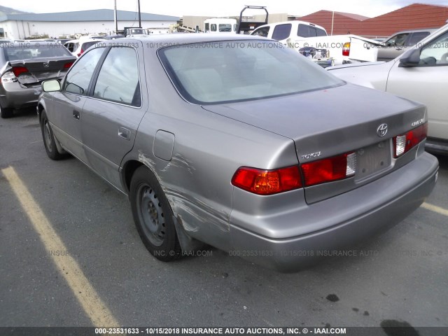 4T1BG22K71U037339 - 2001 TOYOTA CAMRY CE/LE/XLE GRAY photo 3