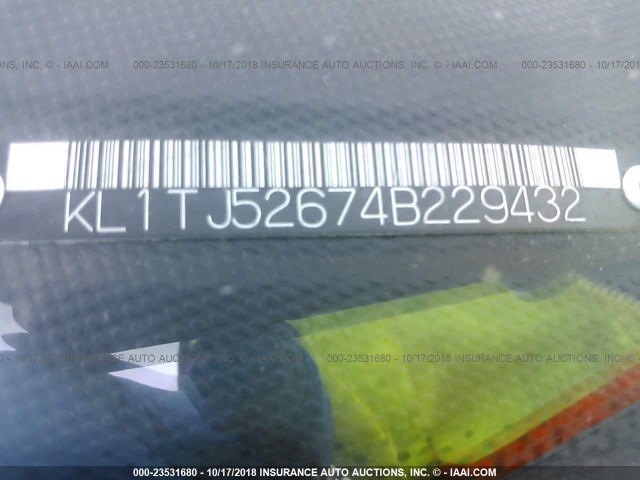 KL1TJ52674B229432 - 2004 CHEVROLET AVEO LS RED photo 9