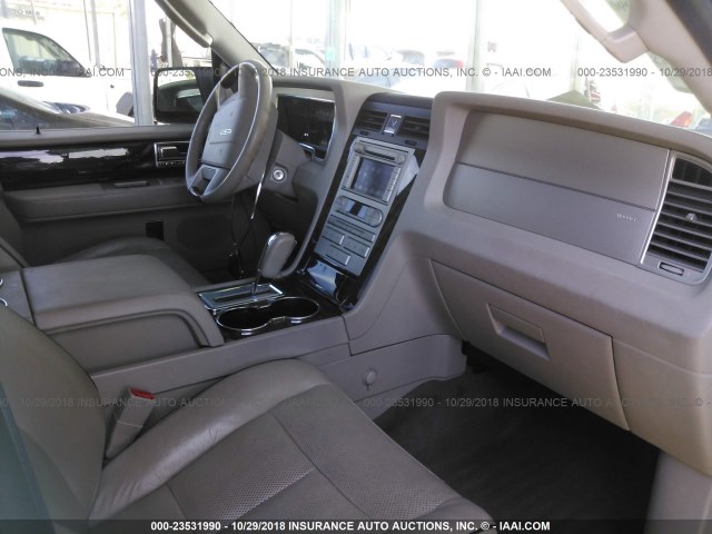 5LMFU28518LJ00198 - 2008 LINCOLN NAVIGATOR 奶油色 照片 5