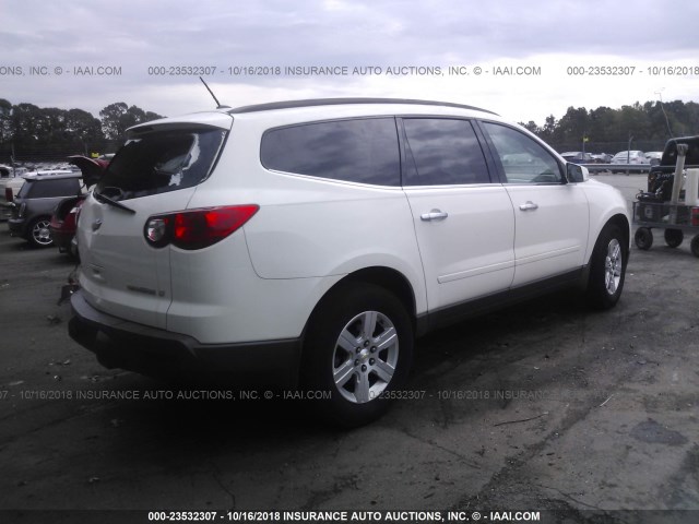 1GNLVFED0AJ248152 - 2010 CHEVROLET TRAVERSE LT WHITE photo 4