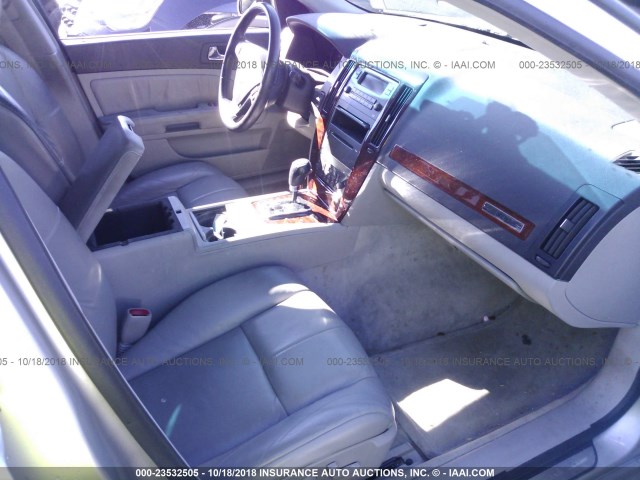 1G6DW677160179506 - 2006 CADILLAC STS SILVER photo 5