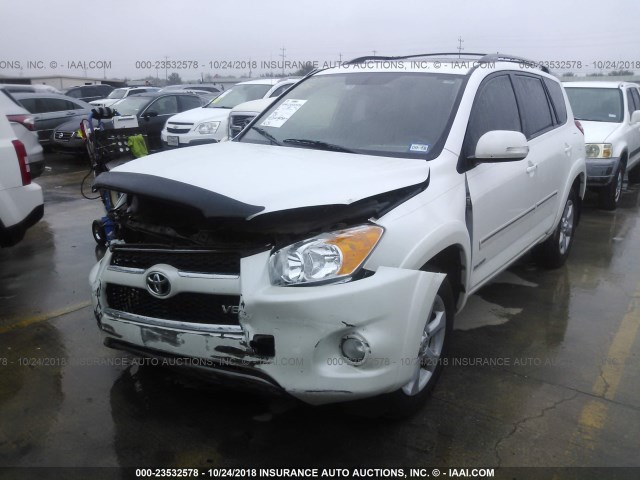 2T3DK4DV5CW092196 - 2012 TOYOTA RAV4 LIMITED WHITE photo 2