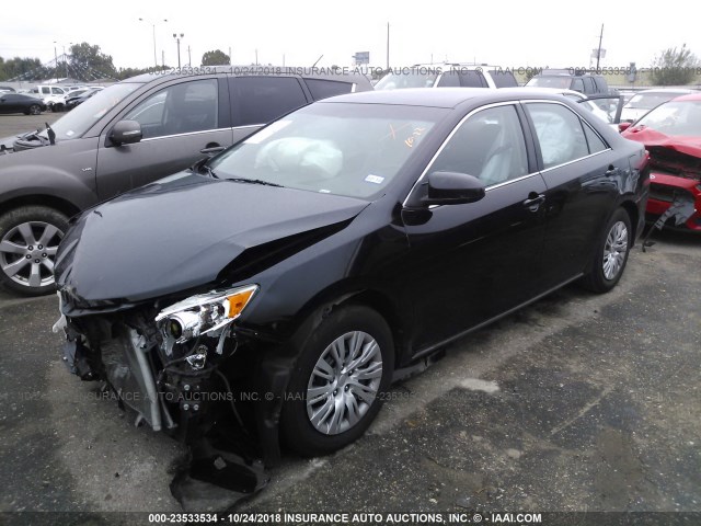 4T1BF1FK5EU307598 - 2014 TOYOTA CAMRY L/SE/LE/XLE 黑色 照片 2
