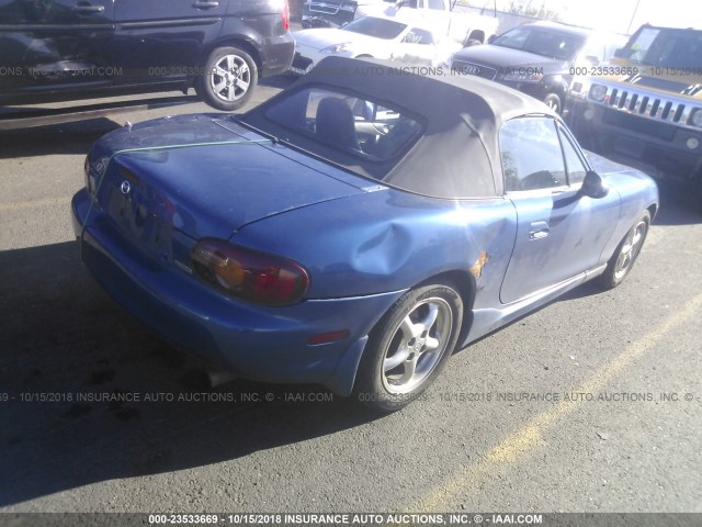 JM1NB3534X0133388 - 1999 MAZDA MX-5 MIATA BLUE photo 4