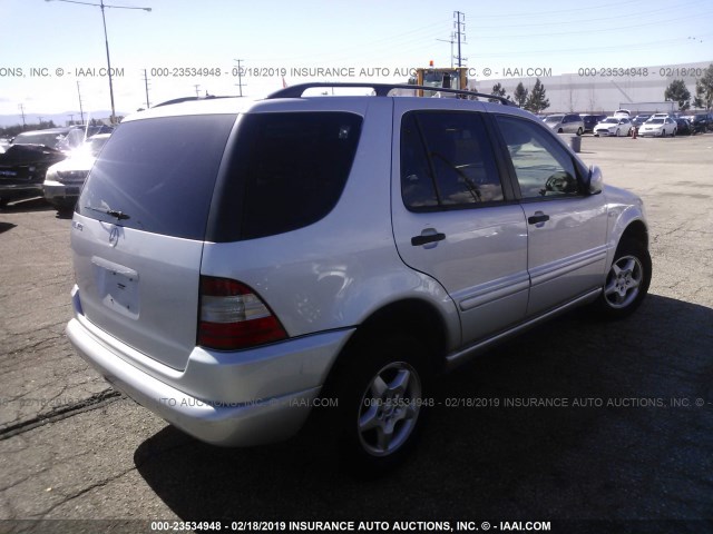 4JGAB54E31A269036 - 2001 MERCEDES-BENZ ML SILVER photo 4