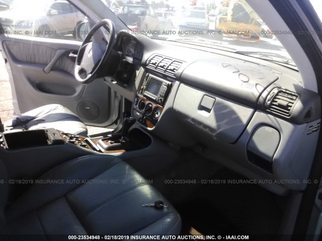 4JGAB54E31A269036 - 2001 MERCEDES-BENZ ML SILVER photo 5