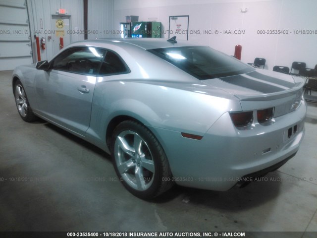 2G1FT1EW5B9111049 - 2011 CHEVROLET CAMARO 2SS SILVER photo 3