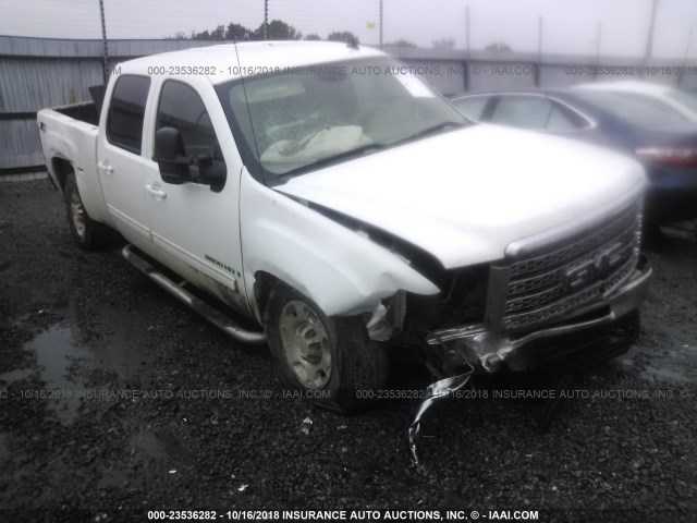 1GTHK63K99F168209 - 2009 GMC SIERRA K2500 SLT WHITE photo 1