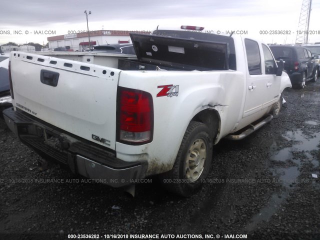 1GTHK63K99F168209 - 2009 GMC SIERRA K2500 SLT WHITE photo 4