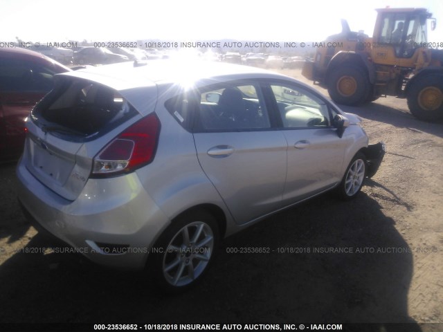 3FADP4EJ2JM115838 - 2018 FORD FIESTA SE SILVER photo 4