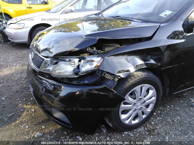 KNAFU4A22D5719830 - 2013 KIA FORTE EX BLACK photo 6