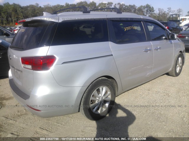 KNDMB5C10G6155894 - 2016 KIA SEDONA LX SILVER photo 4