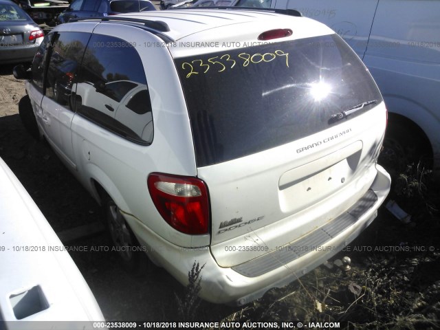 2D4GP44LX5R403635 - 2005 DODGE GRAND CARAVAN SXT WHITE photo 3