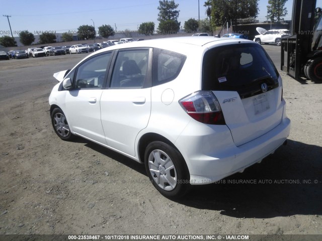 JHMGE8H39DC064568 - 2013 HONDA FIT WHITE photo 3