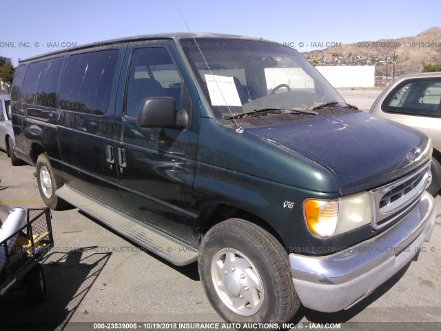 1FBSS31S6YHA55218 - 2000 FORD ECONOLINE E350 SUPER DUTY WAGON GREEN photo 1