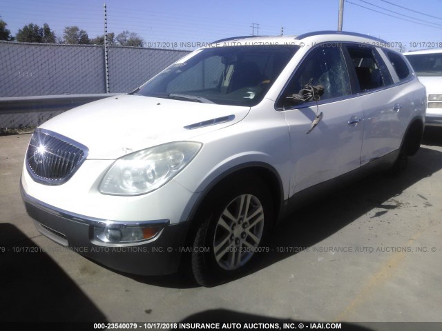 5GAER13D39J107049 - 2009 BUICK ENCLAVE CX WHITE photo 2